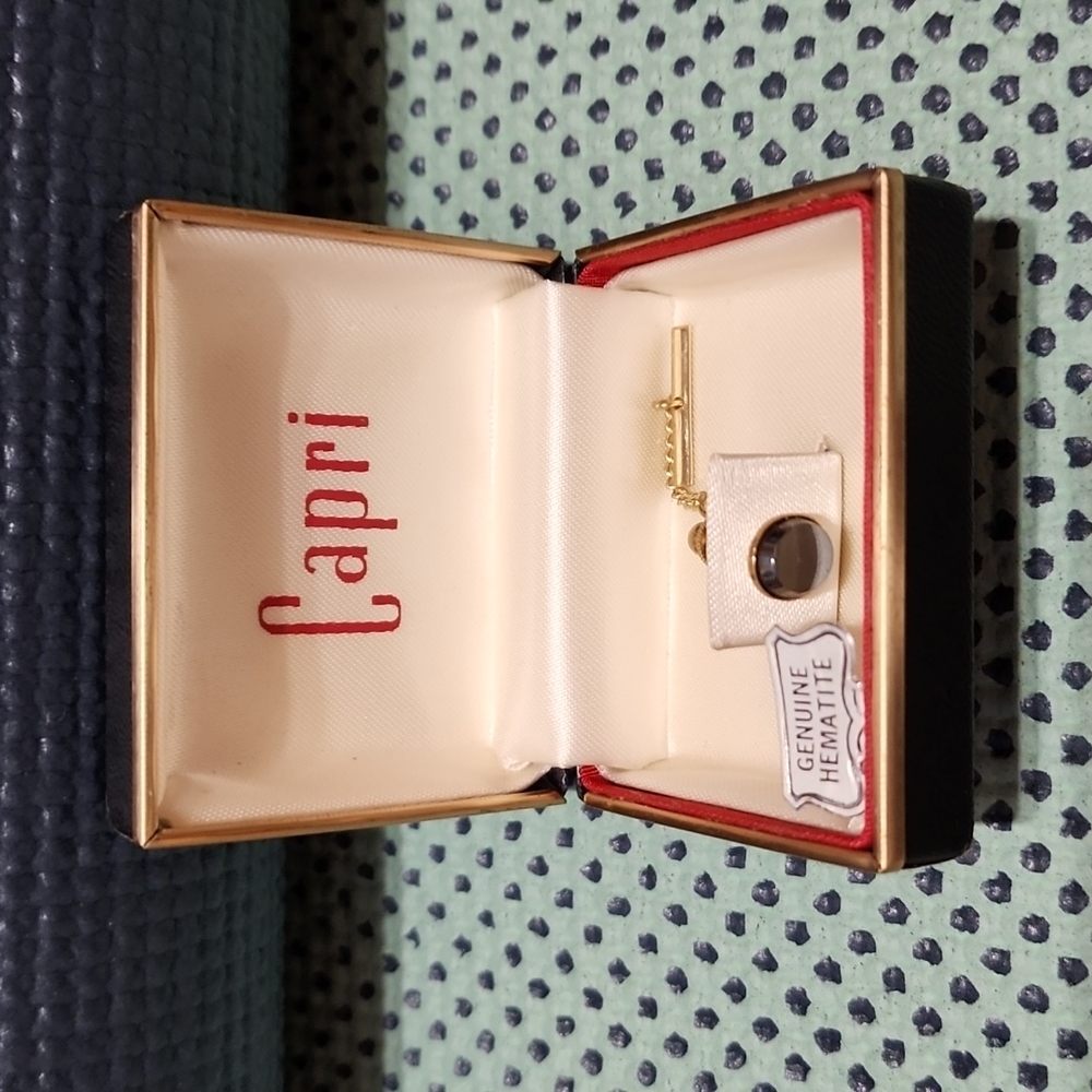 Vintage Capri Genuine Hematite Tie Tack